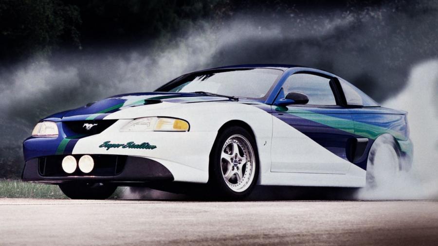  Ford Mustang Super Stallion Concept 1997 года  (фото 2 из 4)